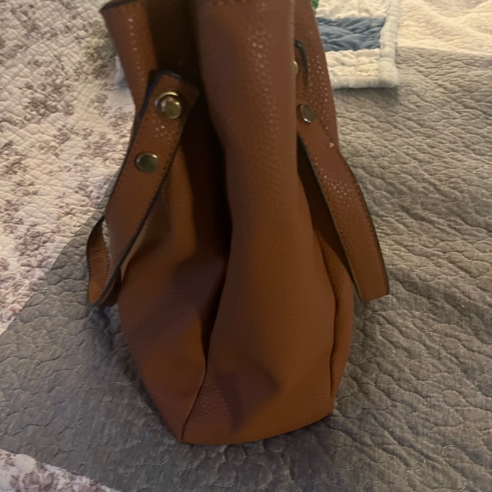 Alexis Bendel brown leather purse. - Picture 3 of 7